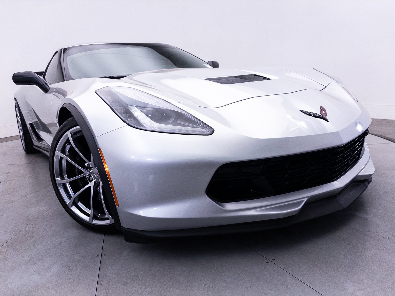 Used 2017 Chevrolet Corvette Grand Sport RWD image 5