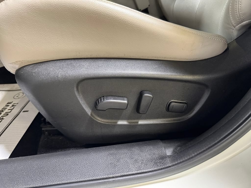Used 2018 Nissan Rogue Sport SL FWD image 13