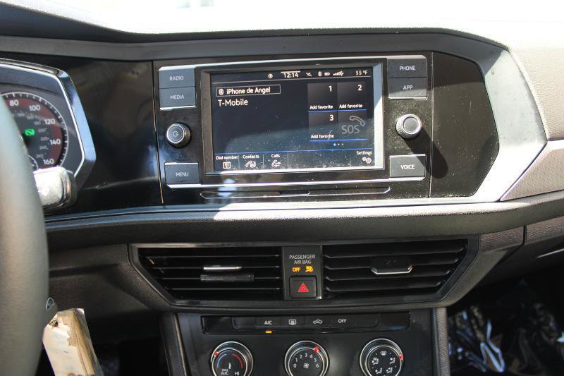 Used 2021 Volkswagen Jetta R-Line FWD image 20