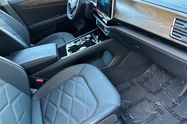 Used 2024 Volkswagen Atlas SE image 19