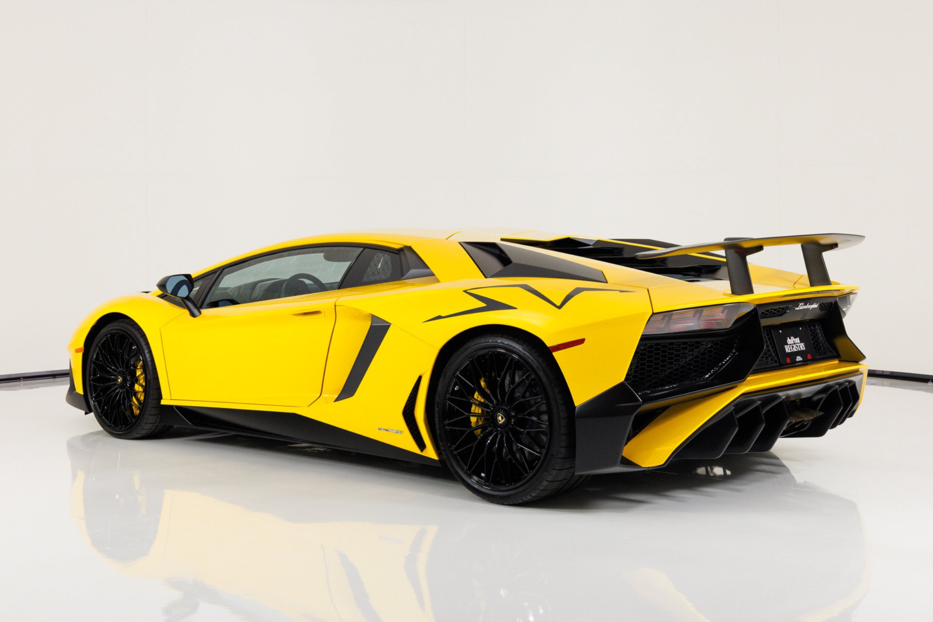 Used 2016 Lamborghini Aventador LP 750-4 Superveloce AWD/4WD image 6