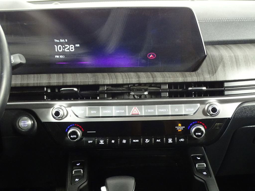 Used 2024 Kia Telluride EX image 35