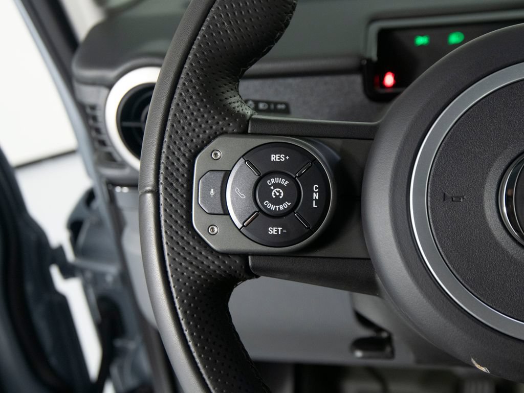 Used 2025 INEOS Grenadier AWD/4WD image 16
