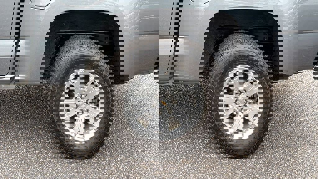 Certified 2022 Chevrolet Colorado LT w/ LT Convenience Package image 9