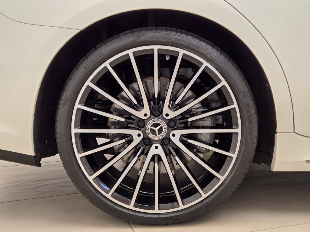 Used 2023 Mercedes-Benz S 580 4MATIC Sedan w/ AMG Line image 7