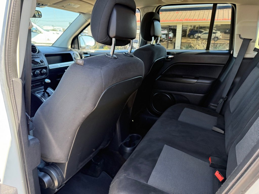 Used 2015 Jeep Compass Sport w/ Power Value Group image 14