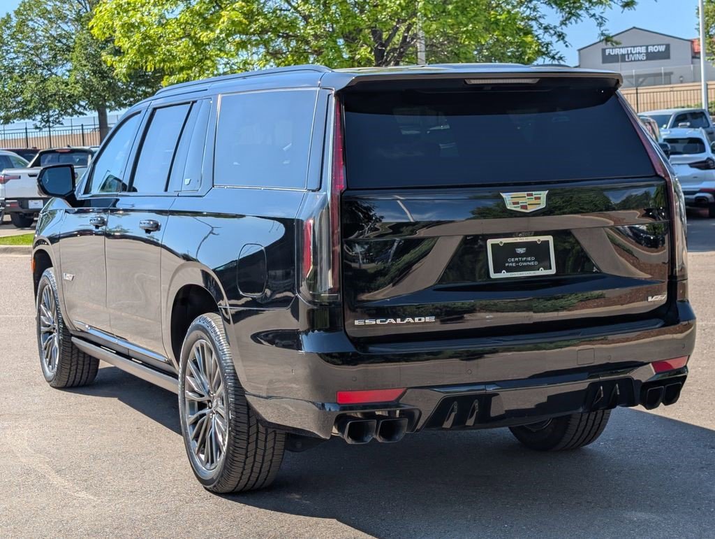Certified 2023 Cadillac Escalade ESV V w/ LPO, Floor Liner Package AWD/4WD image 3
