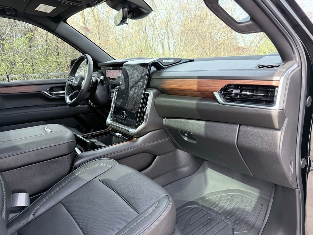 Used 2025 GMC Yukon Denali w/ Denali Reserve Package image 51