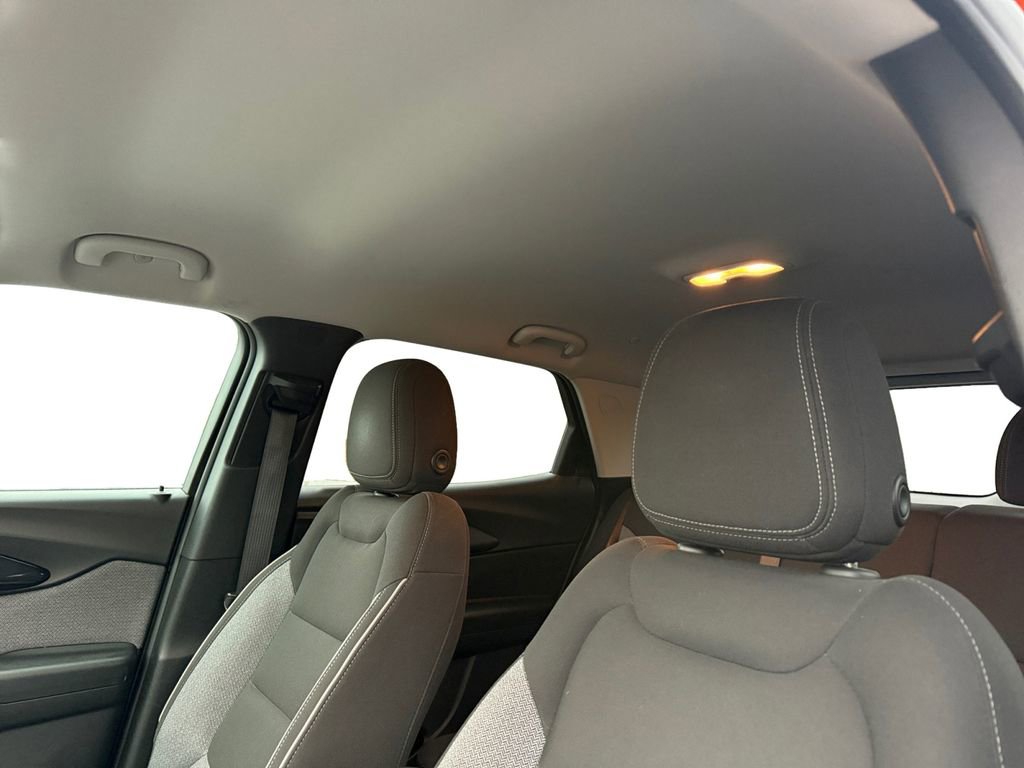 Used 2022 Chevrolet TrailBlazer LT w/ Convenience Package image 21