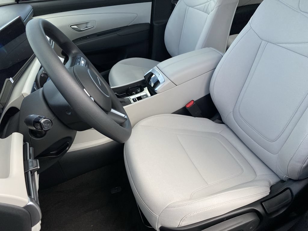New 2026 Hyundai Tucson SE FWD image 11