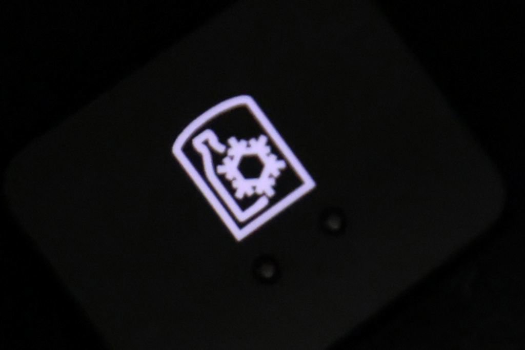 Used 2026 Cadillac Escalade V w/ LPO, ONYX Package image 44