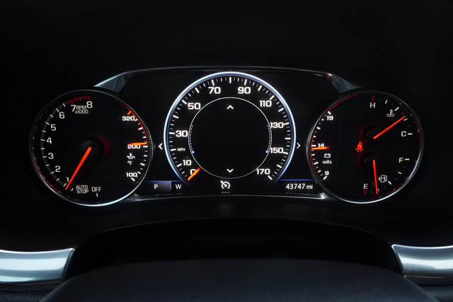 Used 2023 Chevrolet Traverse Premier w/ Redline Edition FWD image 12
