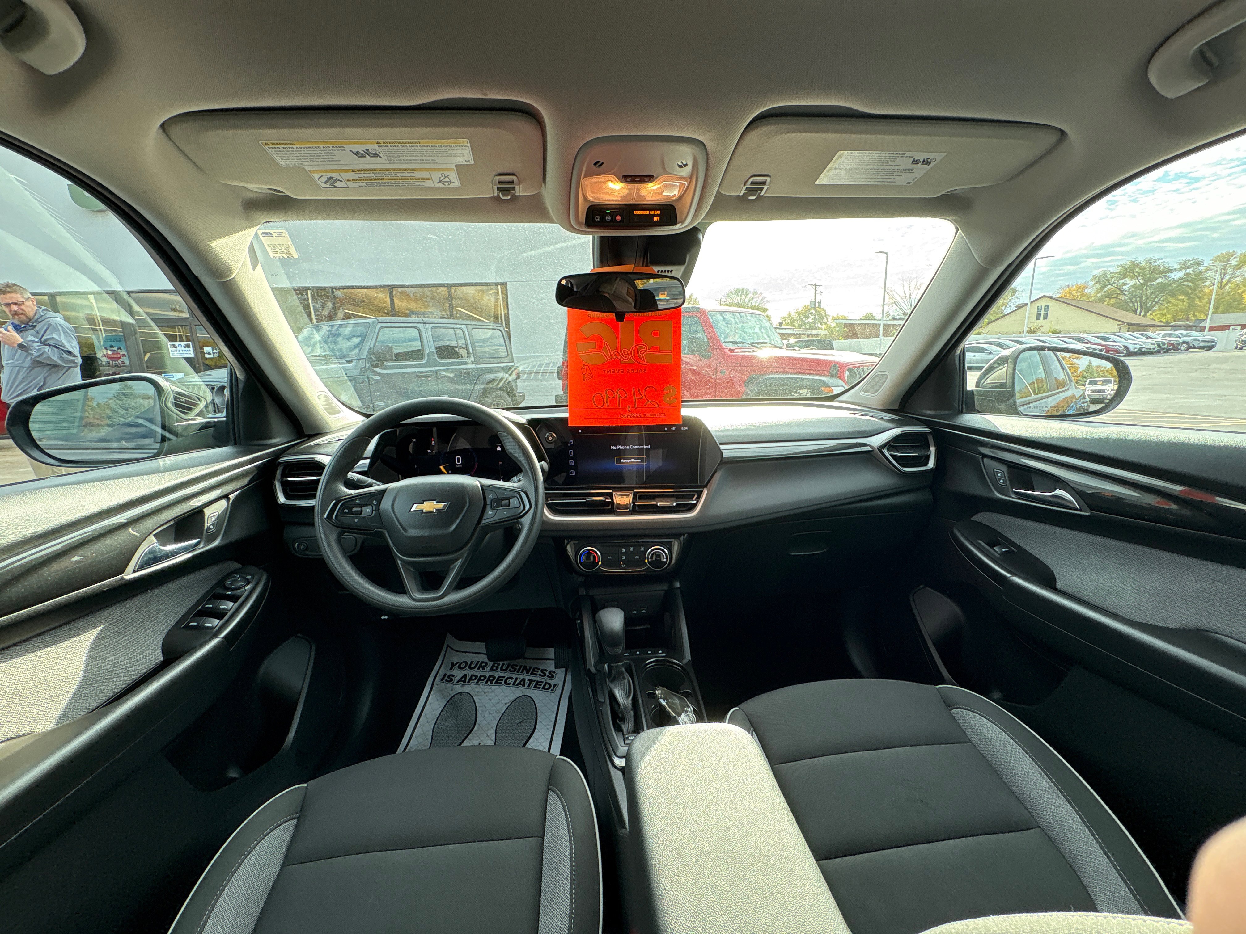 Used 2025 Chevrolet TrailBlazer LT image 12