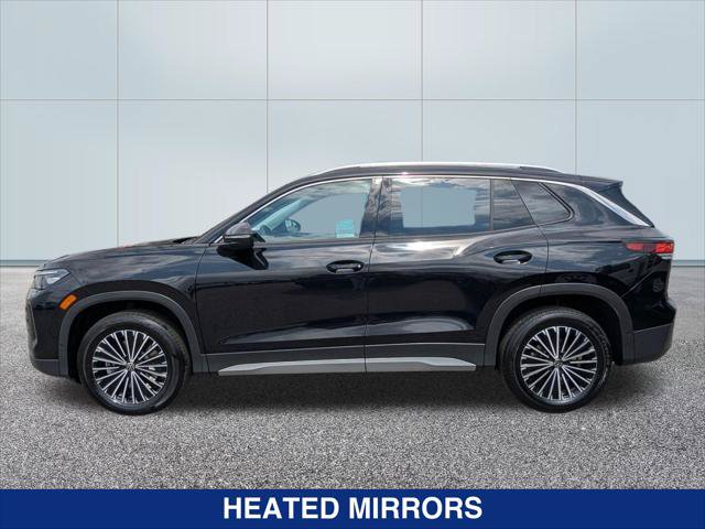 Certified 2025 Volkswagen Tiguan S w/ 18" Wheel Package AWD/4WD image 2