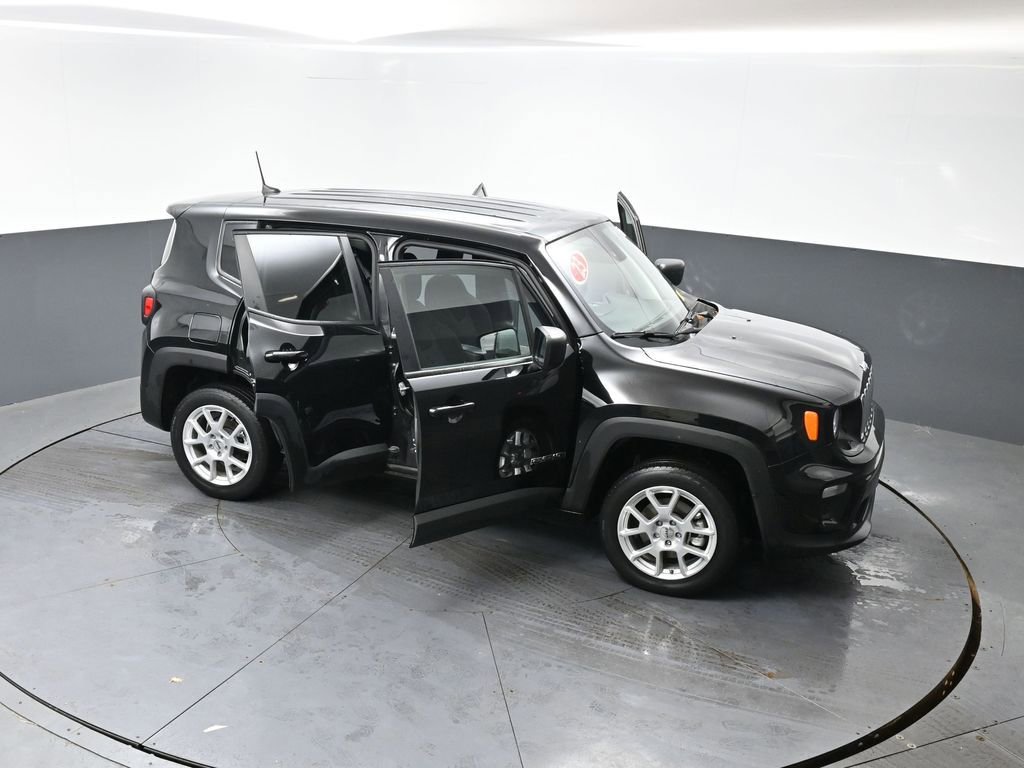Used 2023 Jeep Renegade Latitude image 56