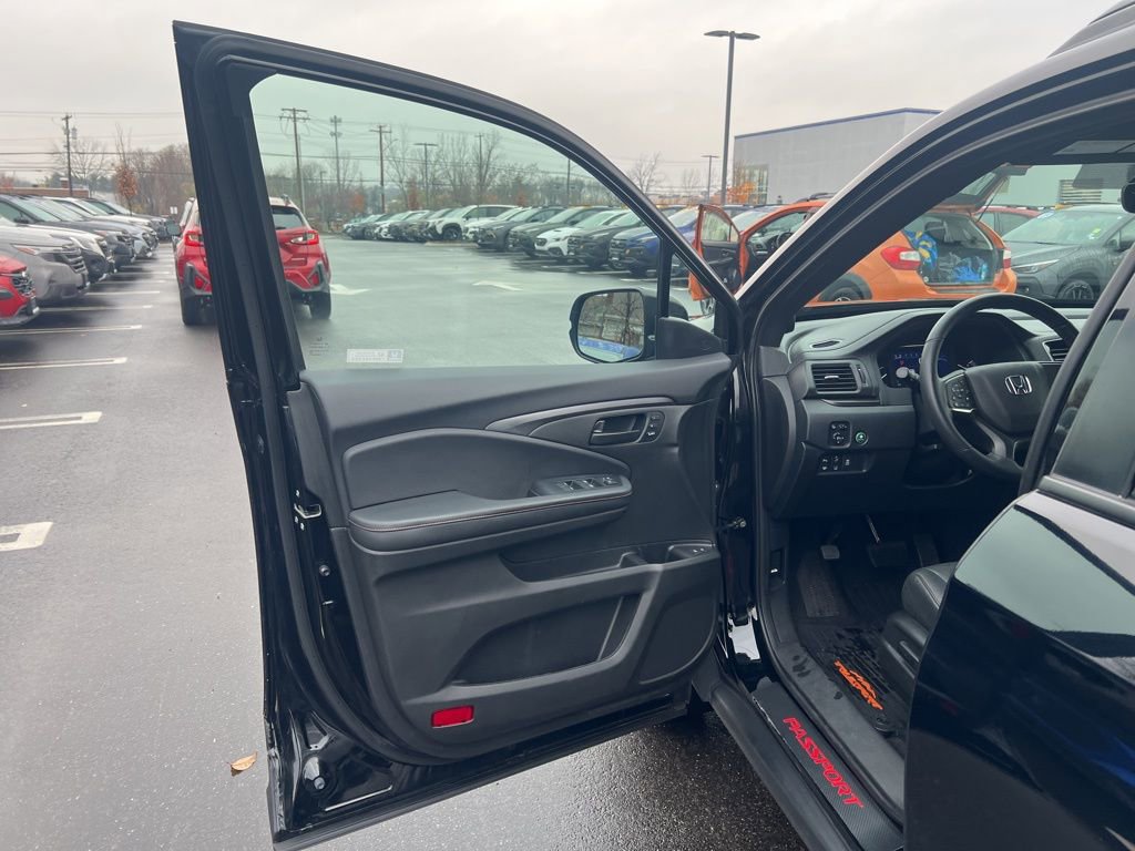 Used 2023 Honda Passport TrailSport image 28