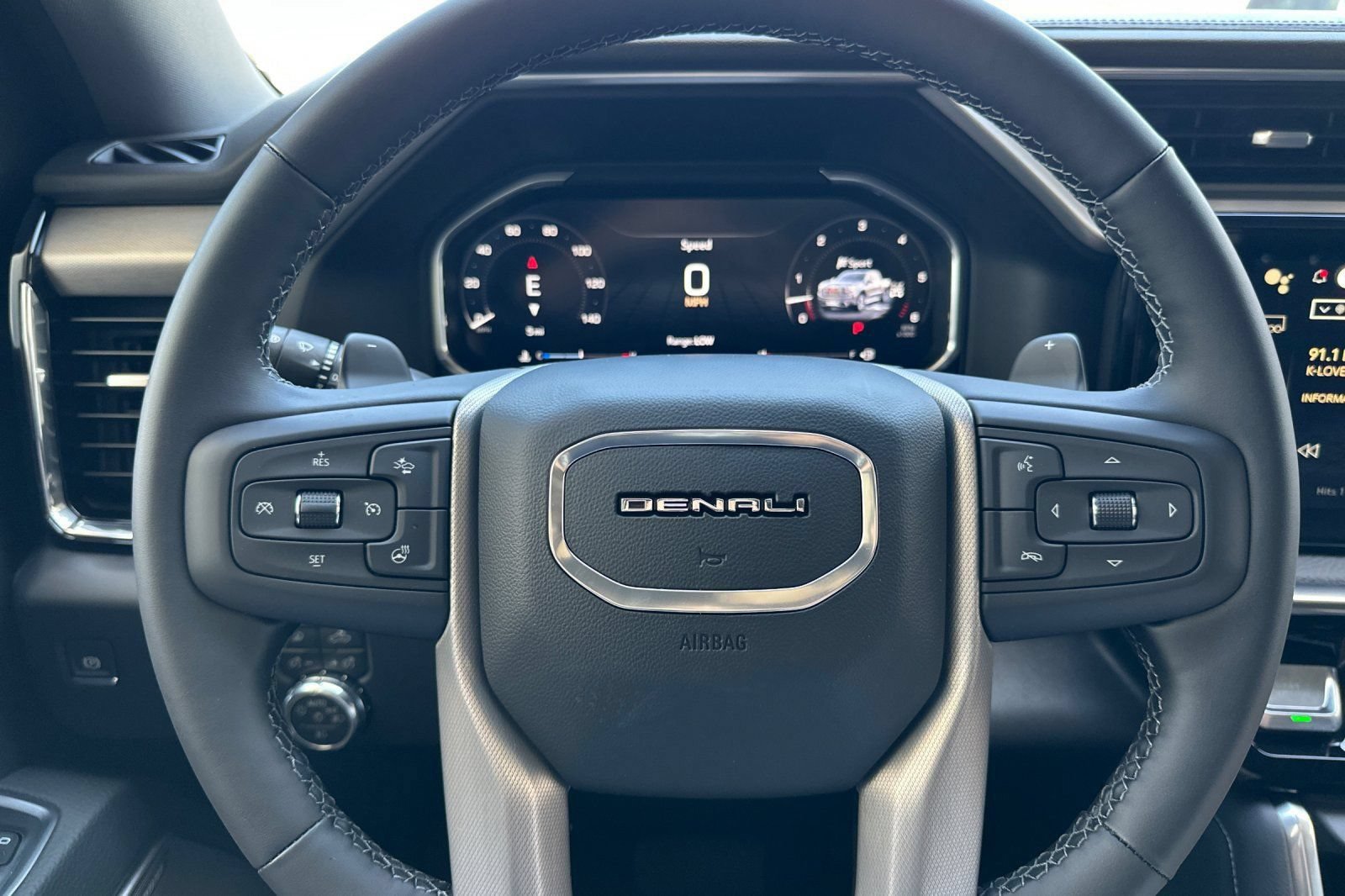 New 2026 GMC Sierra 1500 Denali w/ Denali Reserve Package AWD/4WD image 24