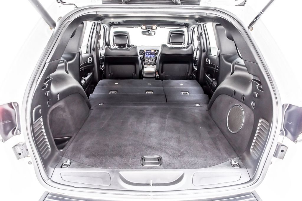 Used 2020 Jeep Grand Cherokee Altitude RWD image 37