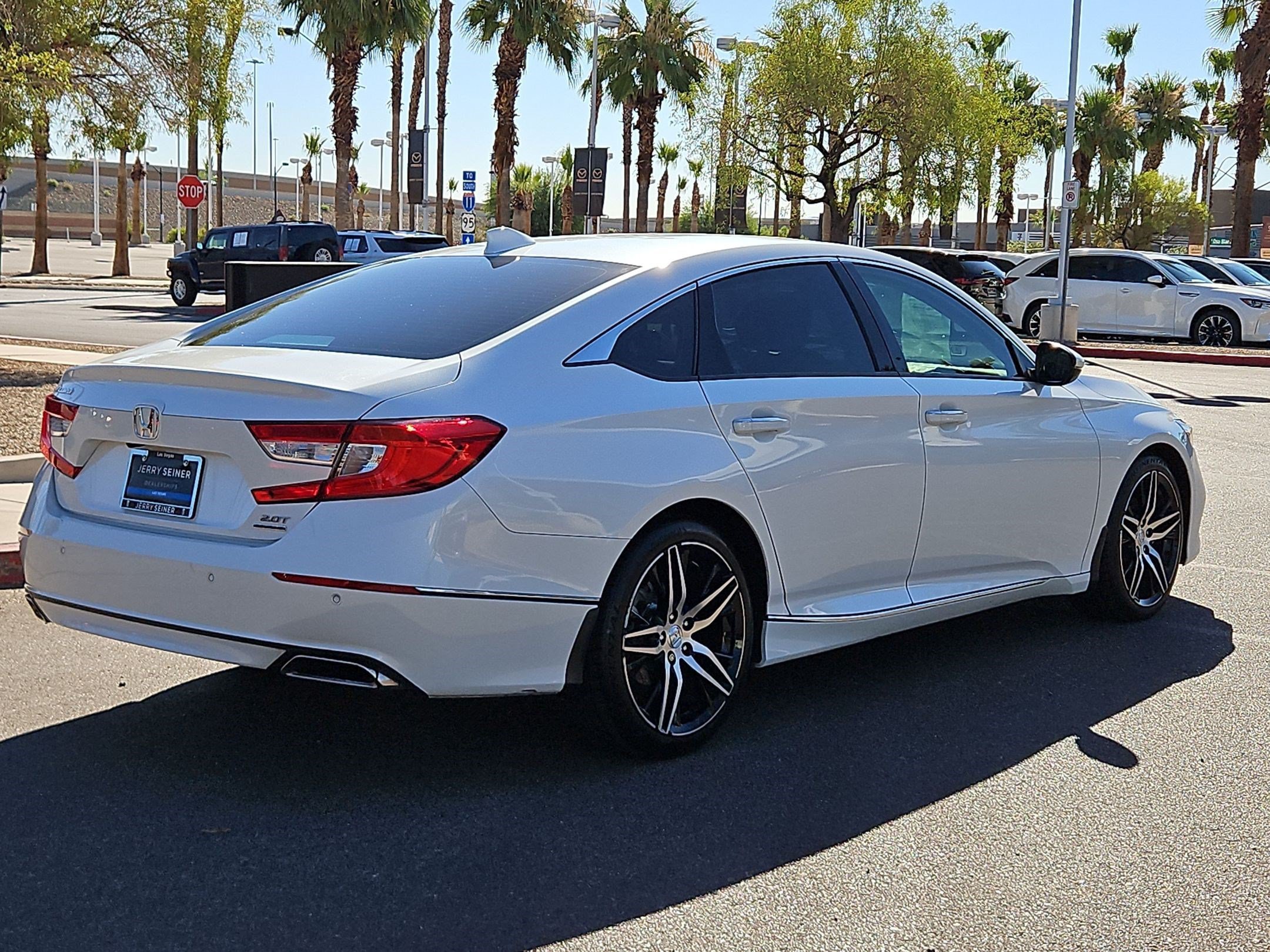 Used 2022 Honda Accord Touring image 5
