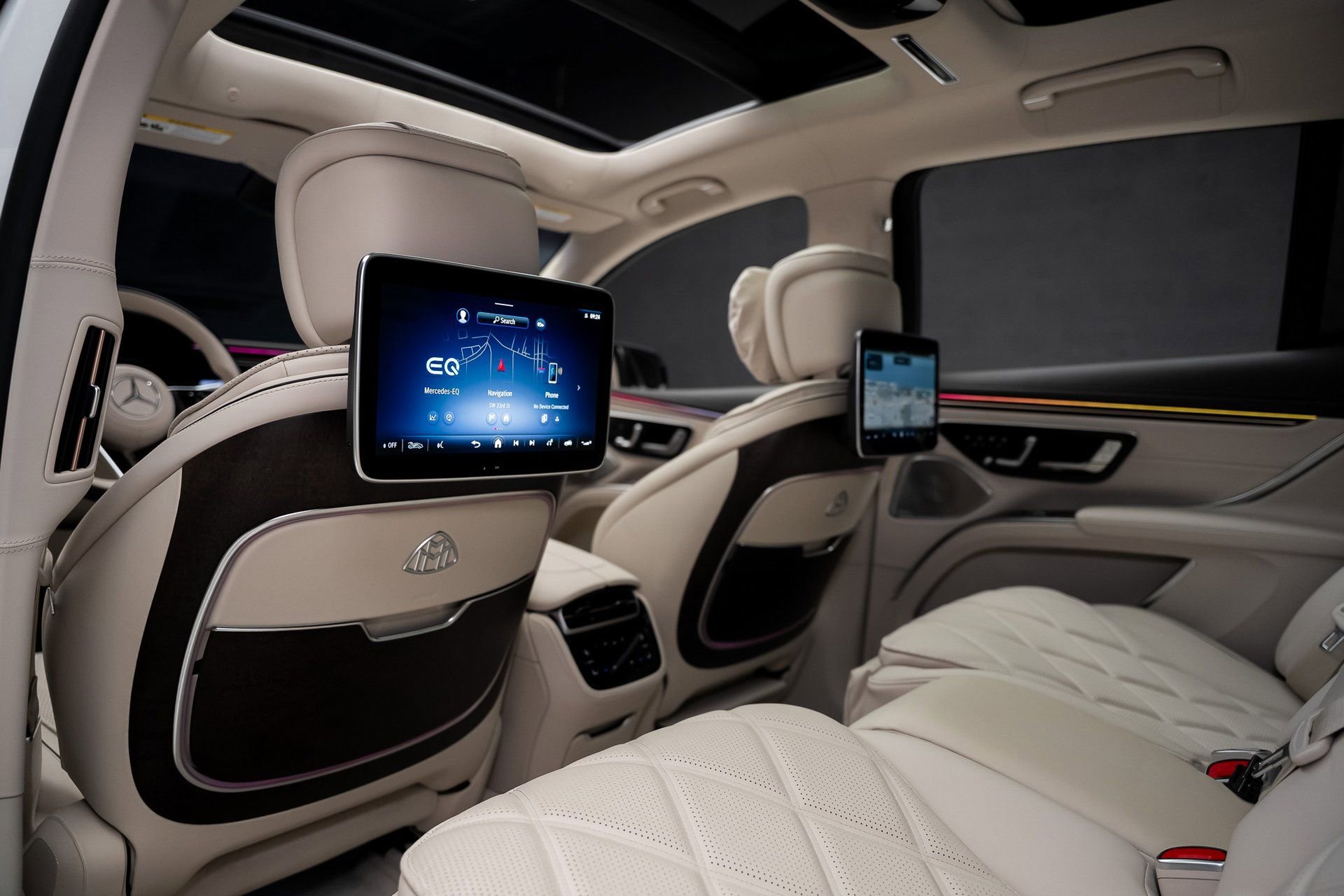 Used 2024 Mercedes-Benz Maybach EQS 680 4MATIC image 69