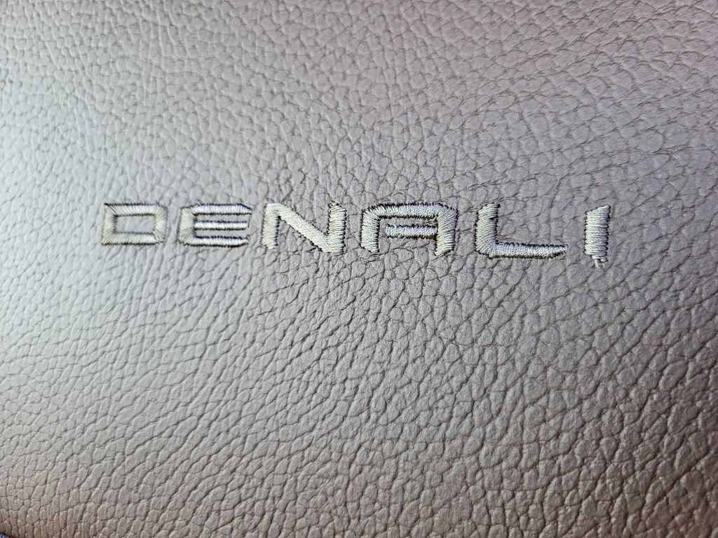 New 2025 GMC Sierra 3500 Denali w/ Denali Reserve Package AWD/4WD image 18