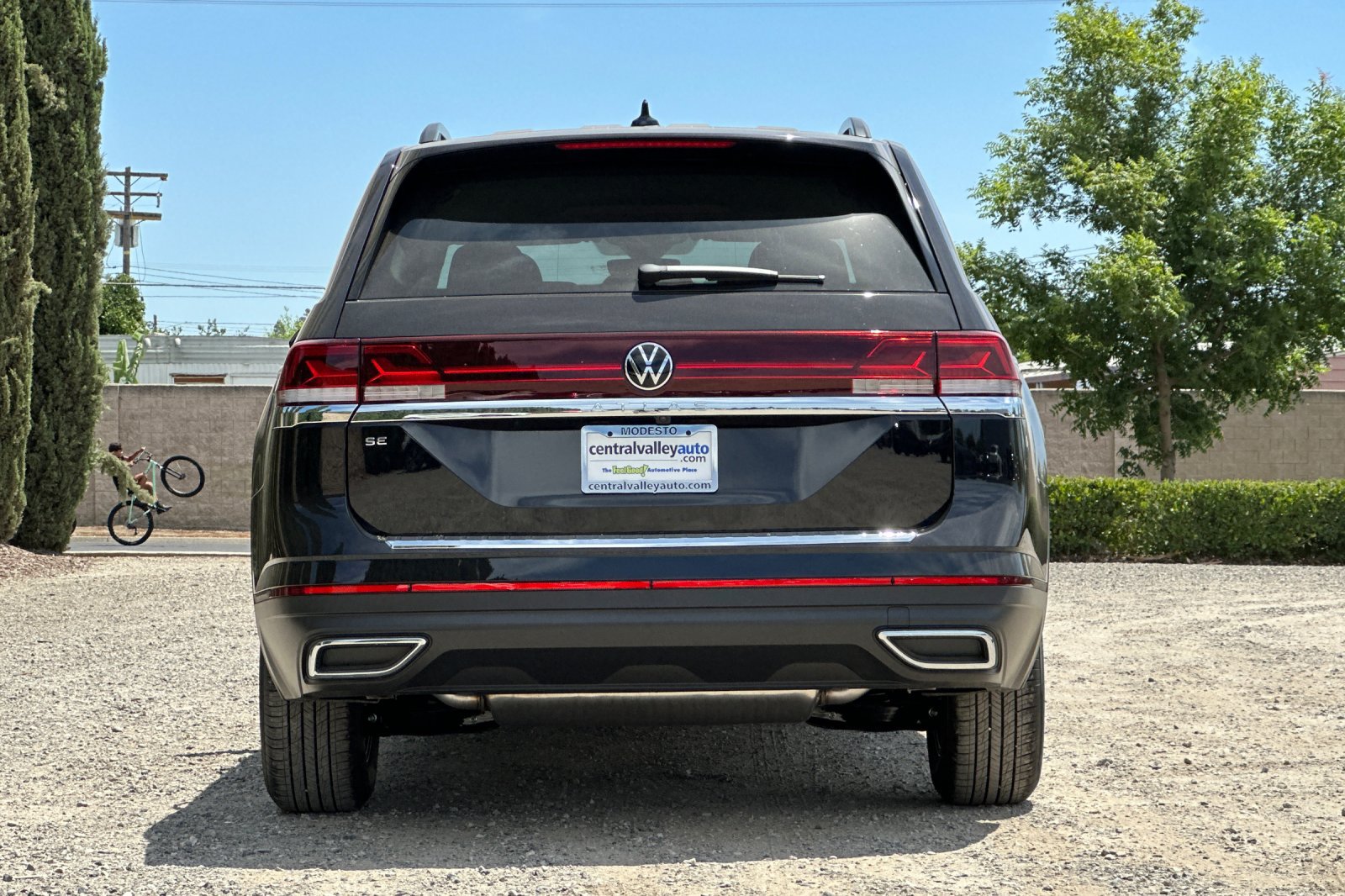 New 2026 Volkswagen Atlas SE FWD image 5