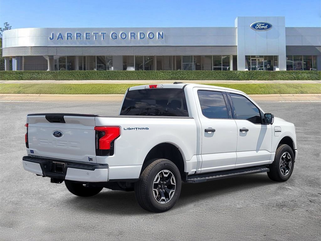 Certified 2023 Ford F150 Lightning XLT image 4
