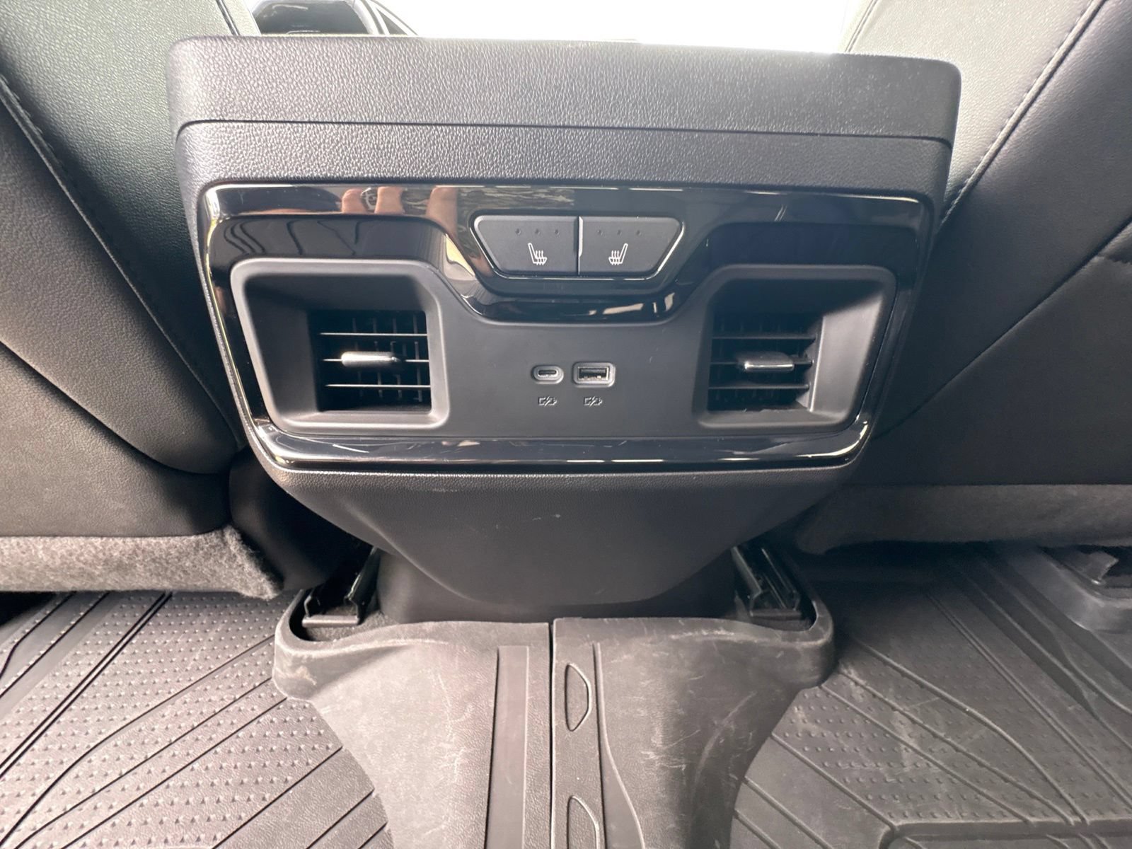 Used 2022 Chevrolet Silverado 1500 ZR2 w/ Technology Package AWD/4WD image 41
