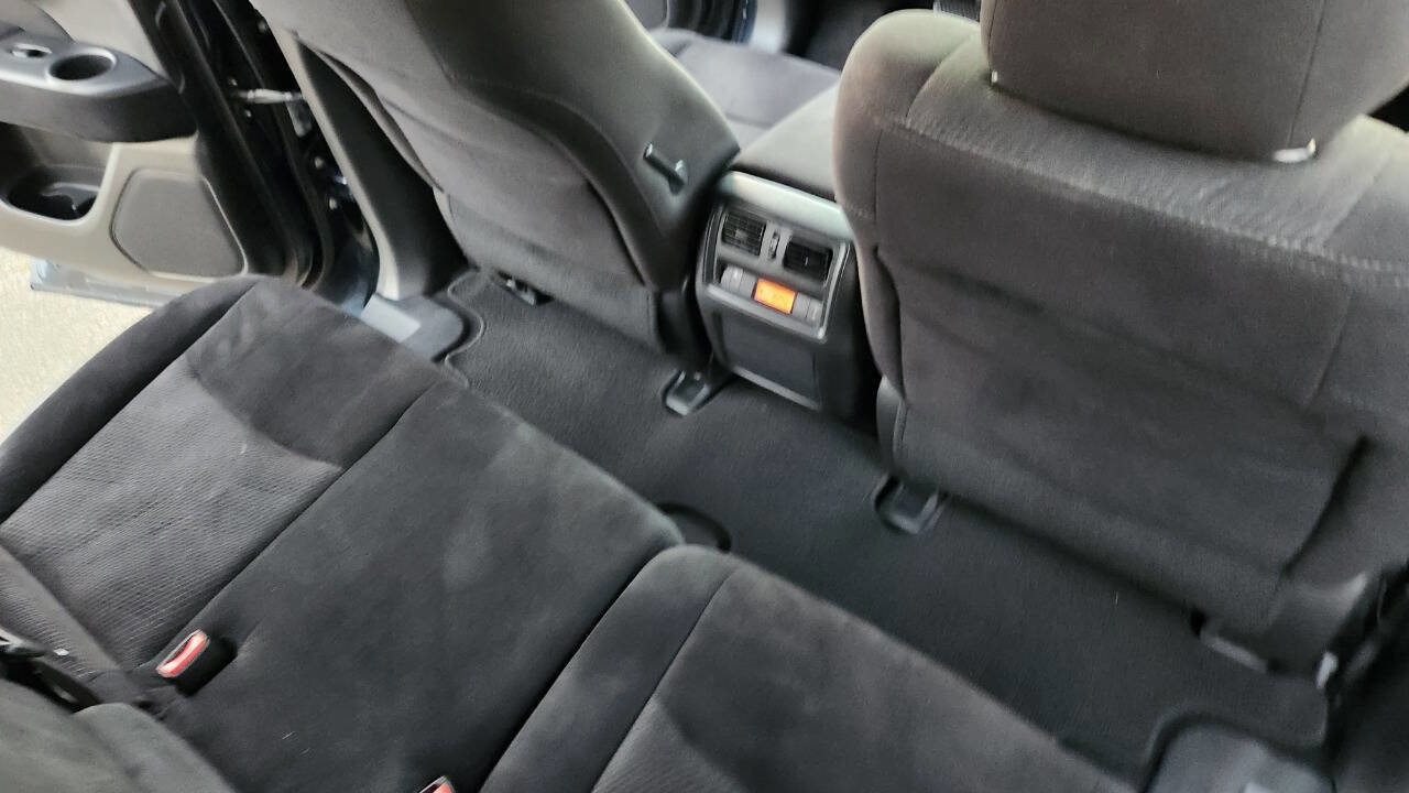 Used 2015 Nissan Pathfinder SV w/ Cargo Package image 40