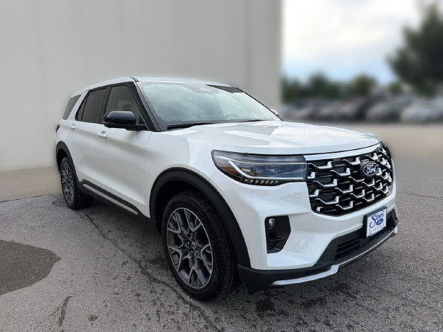 New 2027 Ford Explorer Platinum w/ 3.0L Ultimate Package AWD/4WD image 3