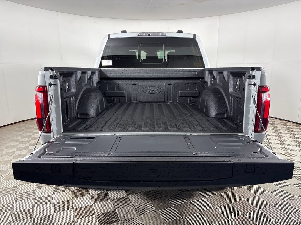 New 2026 Ford F150 Raptor w/ Equipment Group 803A Raptor R AWD/4WD image 24