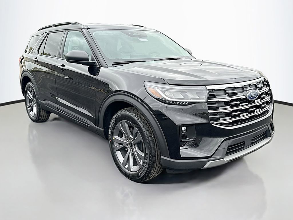 New 2026 Ford Explorer Active w/ Active Comfort Package image 2