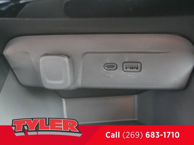 New 2026 Chevrolet Trax ACTIV w/ Driver Confidence Package FWD image 32