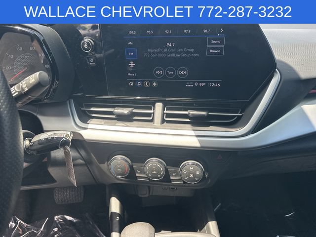 Used 2024 Chevrolet Trax RS w/ Driver Confidence Package FWD image 17