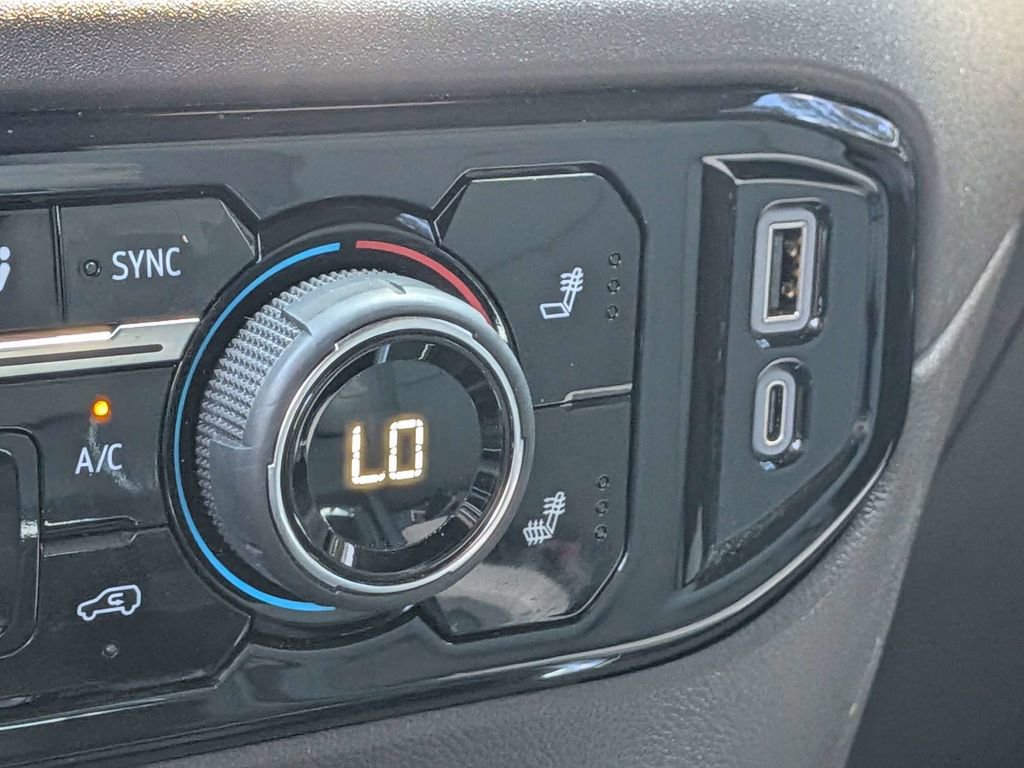 Used 2024 Chevrolet Silverado 1500 RST w/ All Star Edition Plus image 22