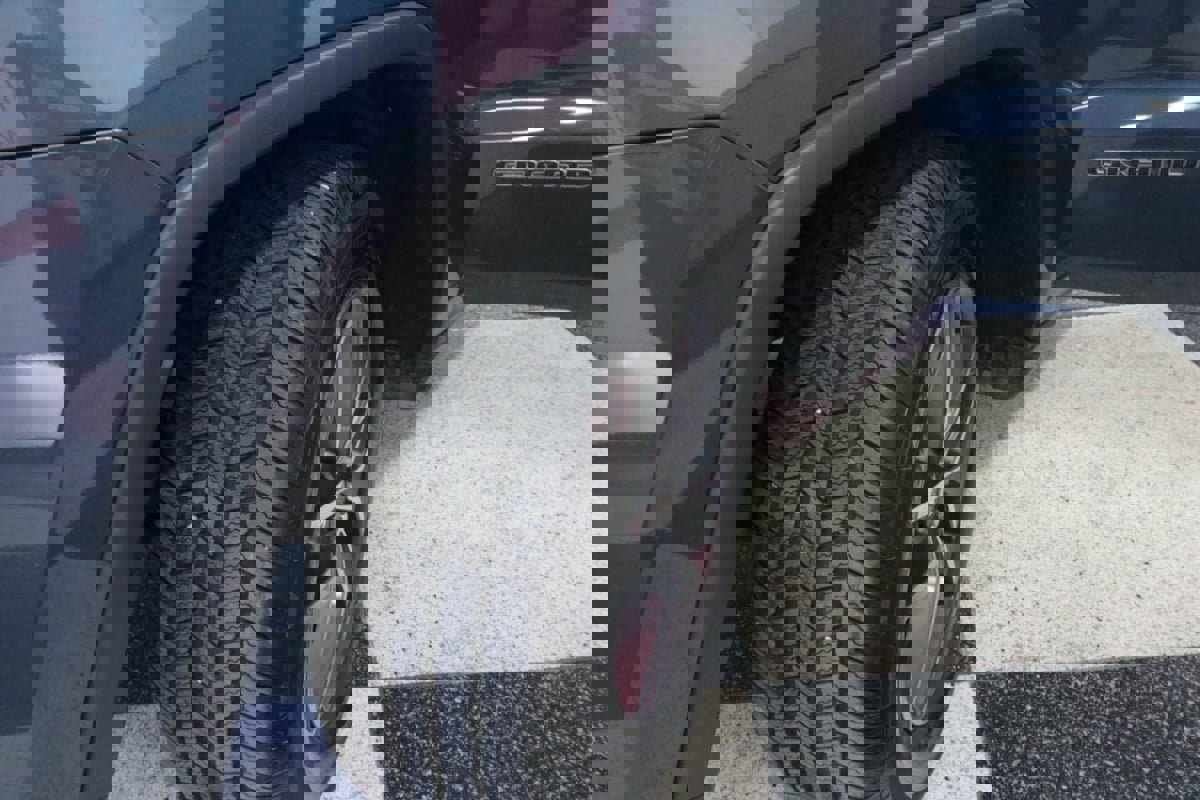 Used 2021 Jeep Grand Cherokee Limited image 9