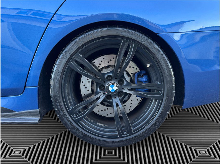 Used 2016 BMW M5 RWD image 15