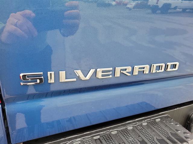 Used 2025 Chevrolet Silverado 3500 LT image 31