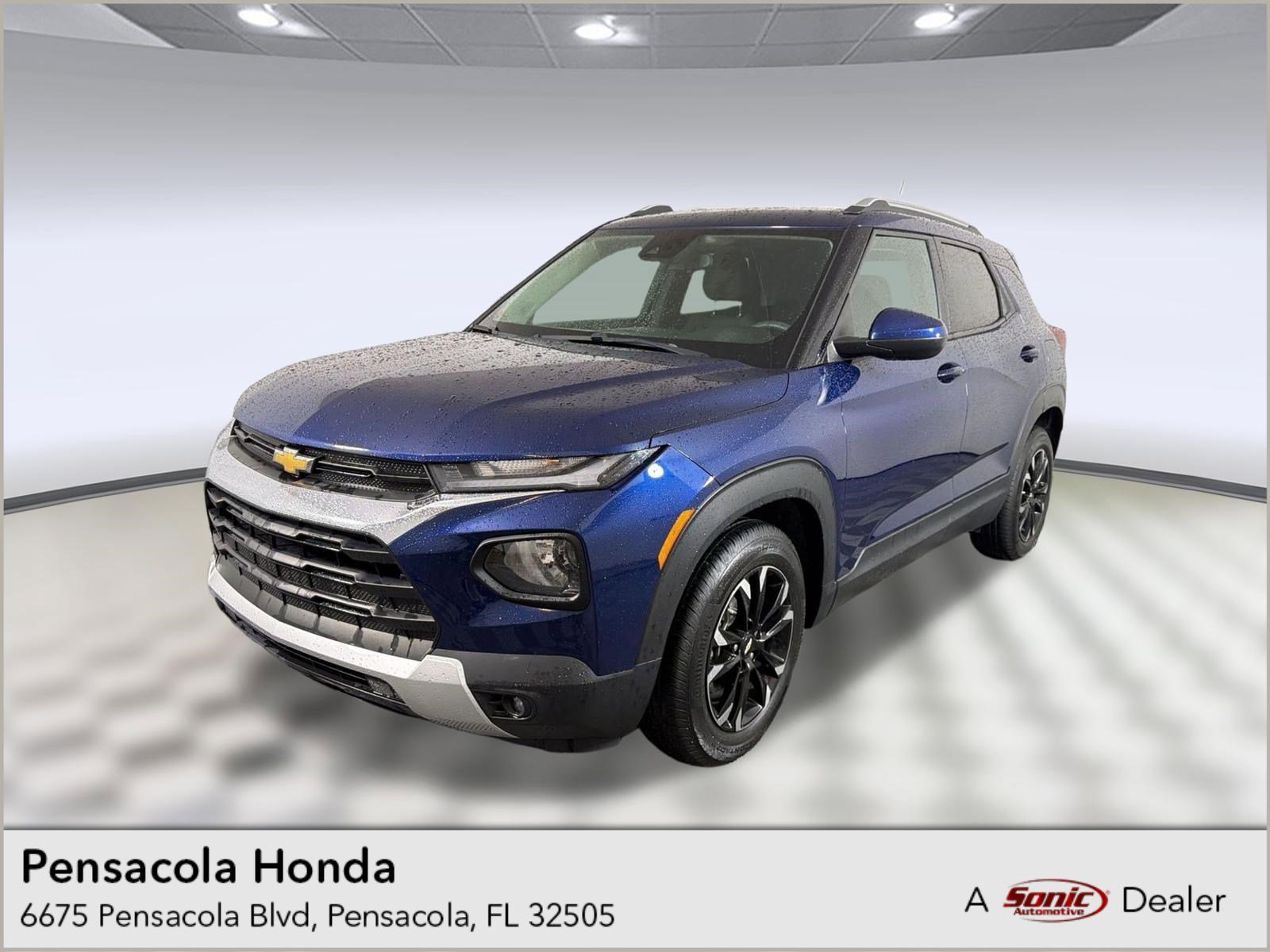 Used 2023 Chevrolet TrailBlazer LT FWD image 1