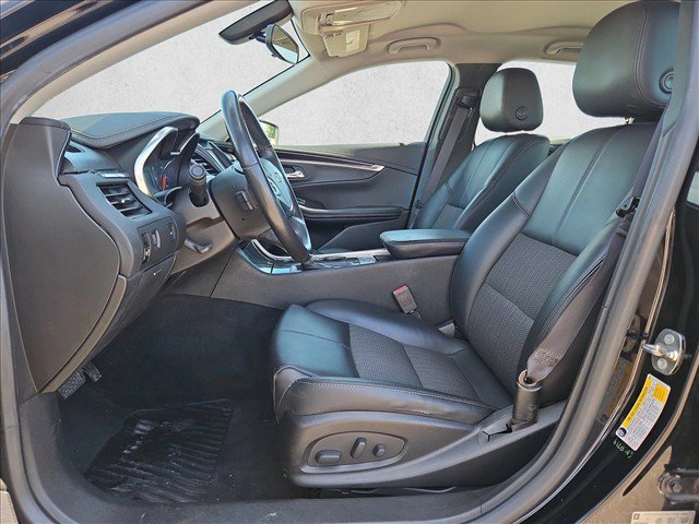 Used 2018 Chevrolet Impala LT FWD image 16