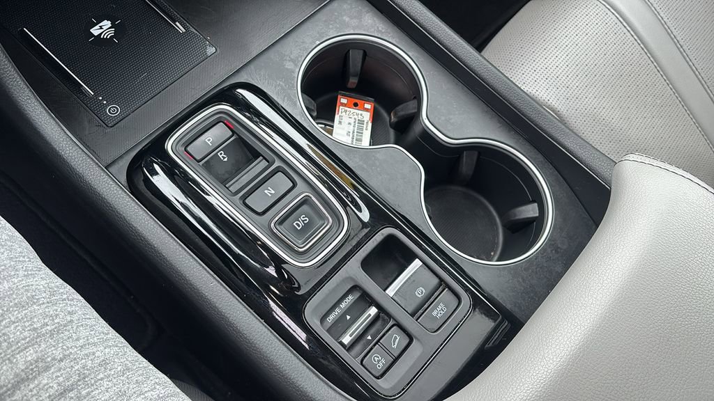 Used 2024 Honda Pilot Elite image 21