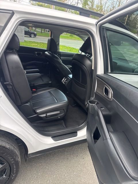 Used 2024 Kia Sorento X-Line EX AWD/4WD image 21