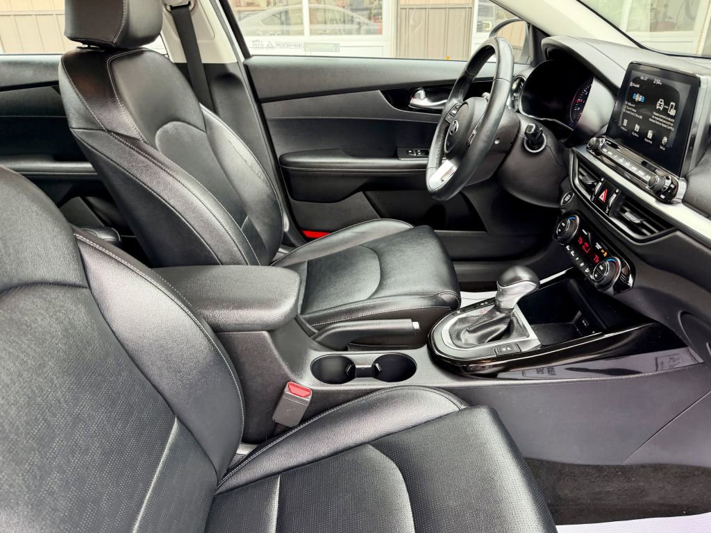Used 2019 Kia Forte EX FWD image 16