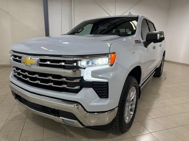 New 2026 Chevrolet Silverado 1500 LTZ w/ Technology Package AWD/4WD image 2