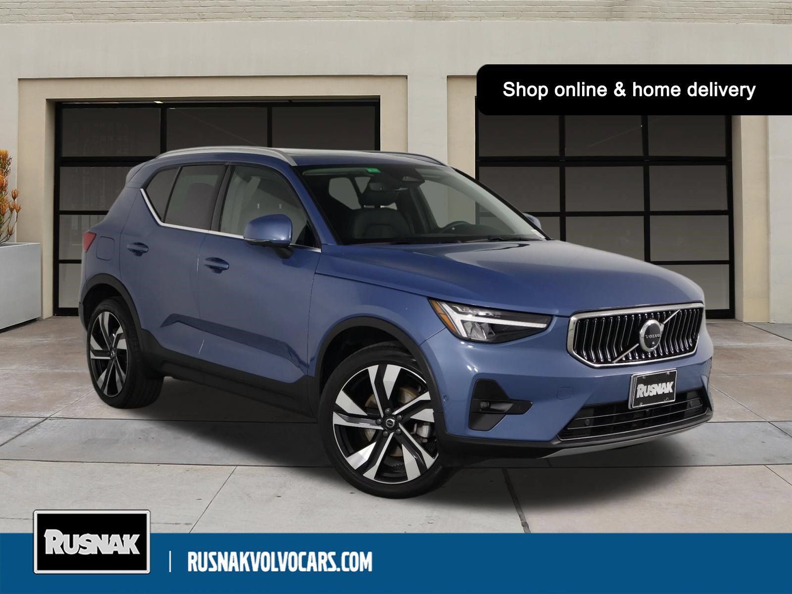Used 2023 Volvo XC40 B5 Plus w/ Protection Package Premier