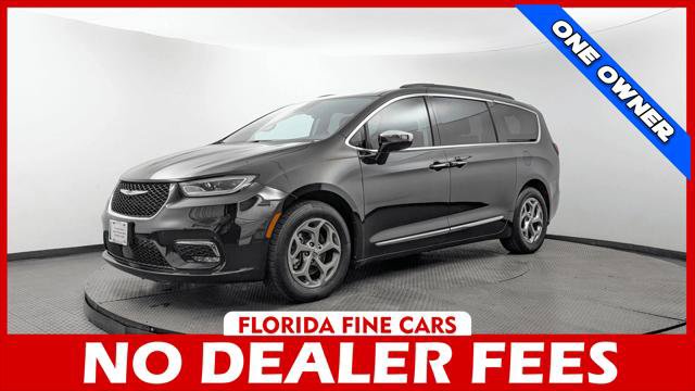 Used 2023 Chrysler Pacifica Limited