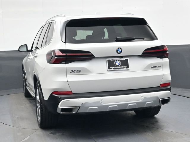 Used 2025 BMW X5 xDrive40i image 5