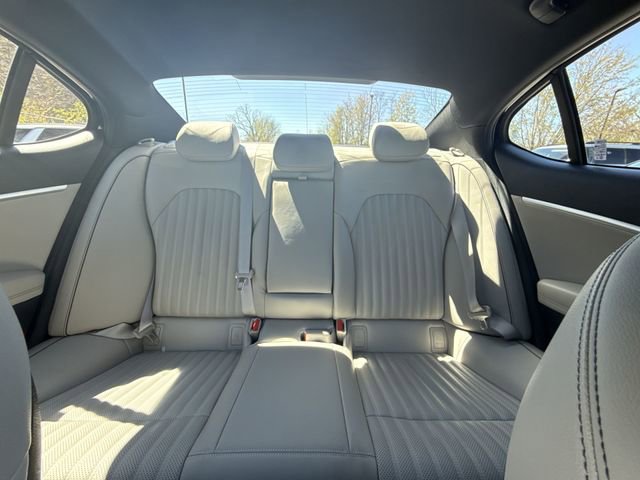 Used 2023 Genesis G70 2.0T w/ Sport Prestige Package image 22