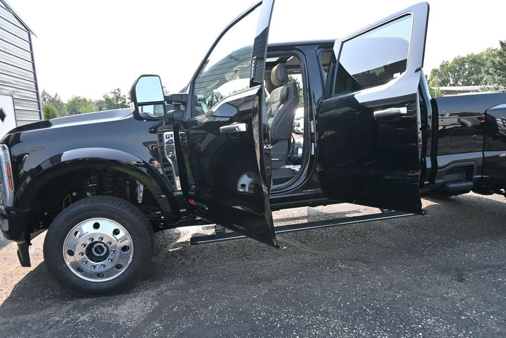 New 2026 Ford F450 Platinum w/ Platinum Plus Package AWD/4WD image 93