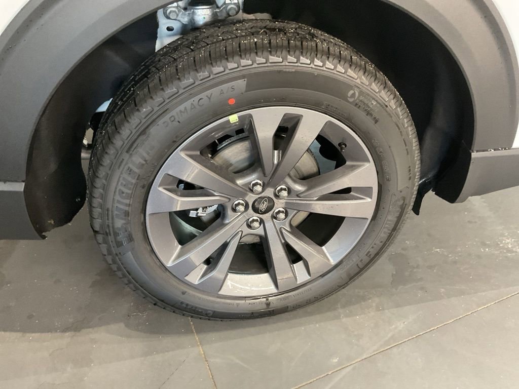 New 2026 Ford Explorer Active w/ Active Comfort Package image 21